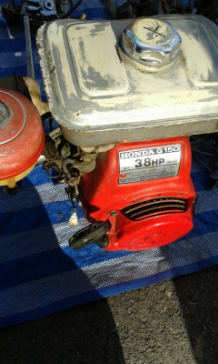 เครื่องสูบน้ำหอยโข่งฮอนด้า 5.2แรงพร้อมใช้สภาพสวยๆครับเครื่องสตาสติดง่ายครับฮอนด้า 5.2 แรงพร้อมปั้มหอยโข่ง 3-4 นิ้วครับ พร้อมใช้งานครับ ราคานี้คุ้มมากครับ เครื่องสูบน้ำหอยโข่งฮอนด้า 5.2แรงพร้อมใช้สภาพสวยๆครับเครื่องสตาสติดง่ายครับฮอนด้า 5.2 แรงพร้อมปั้มหอยโข่ง 3-4 นิ้วครับ พร้อมใช้งานครับ ราคานี้คุ้มมากครับ