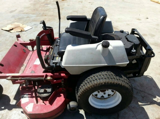 รถตัดหญ้า eXmark สภาพเดิมๆจากสหรัฐอเมริกา นำเข้าจากสหรัฐอเมริกา