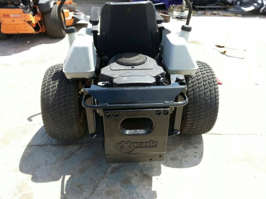 รถตัดหญ้า eXmark สภาพเดิมๆจากสหรัฐอเมริกา นำเข้าจากสหรัฐอเมริกา