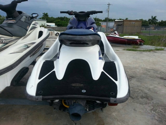 เรือเจ็ตสกี YAMAHA WaveRunner สภาพเดิมๆจากสหรัฐอเมริกา นำเข้าจากสหรัฐอเมริกา