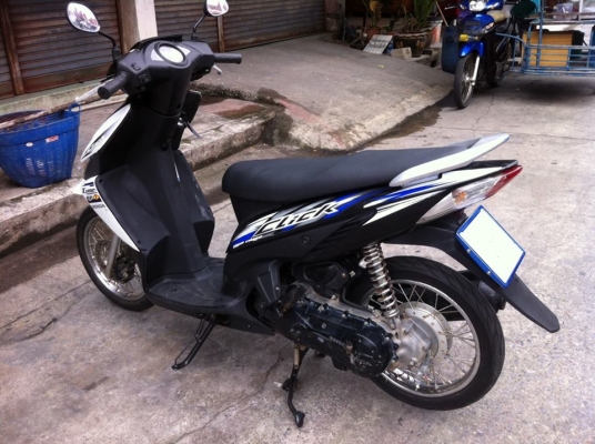 Click  ปี 51 รถบ้าน สีฟ้า ขาวเครื่องเดิมๆ มีเล่ม เอกสารครบ ทดลองขับได้ทุกวัน โทร. 02-9165022,099-0812001