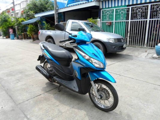 Click i ปี 52 รถบ้าน เครื่องดี เดิมๆ มีเล่ม เอกสารครบ ทดลองขับได้ทุกวัน โทร. 02-9165022,099-0812001