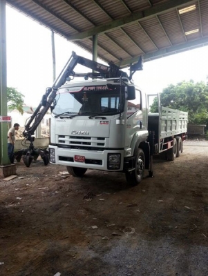 รถบรรทุกรับจ้างทั่วประเทศ รถบรรทุก10ล้อ 2เพลา ต่อลูกพ่วง18ล้อได้ ติดเฮี๊ยบ5ตันยกสินค้า สามารถใส่ปากคีบเศษโลหะ เศษพลาสติก และอื่นๆ