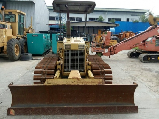 ขายรถดันดิน KOMATSU D20P-7 สนใจติดต่อ หนึ่ง 061-4194021