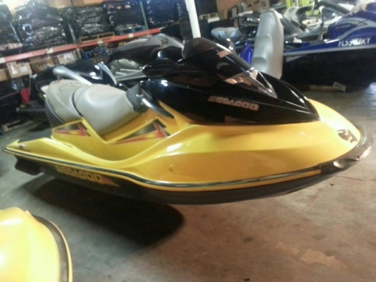 เรือเจ็ตสกี SEADOO สภาพเดิมๆจากสหรัฐอเมริกา นำเข้าจากสหรัฐอเมริกา