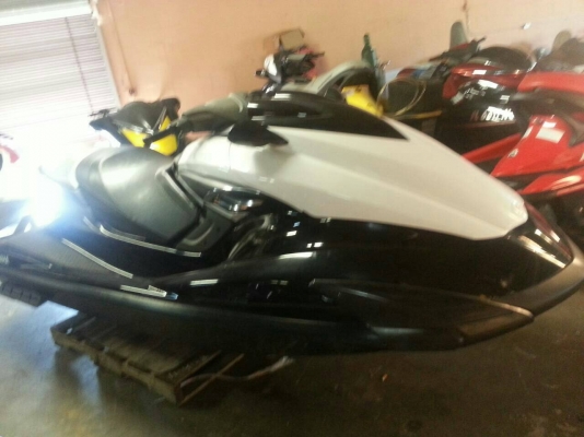 เรือเจ็ตสกี สภาพเดิมๆจากสหรัฐอเมริกา นำเข้าจากสหรัฐอเมริกา