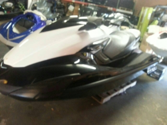 เรือเจ็ตสกี สภาพเดิมๆจากสหรัฐอเมริกา นำเข้าจากสหรัฐอเมริกา