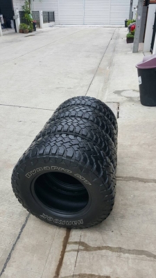 ขายยางhankook265/70/16ยางปี08ไว้ทำอะไหล่