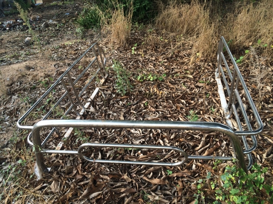 คอกสแตนเลส รถตอนครึ่ง