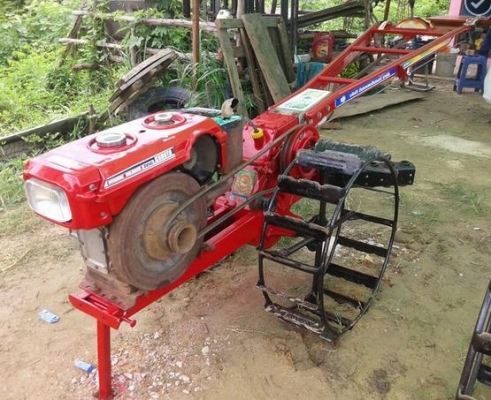 ขายรถไถนาเดินตามเครื่องkubota et110เครื่องดีติดนิ่ม โครงจรเข้พร้อมใช้ สภาพดี พร้อม คราด ไถ