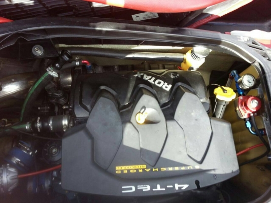 เรือเจ็ตสกี SEADOO SUPERCHARGED INTERCOOLED 4-TEC ROTAX สภาพเดิมๆจากสหรัฐอเมริกา นำเข้าจากสหรัฐอเมริกา