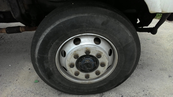 ขาย Nissan UD  2 เพลา พื้นเรียบเครื่องPE6 เครื่องพัง CW30Mรถจดทะเบียน 2527