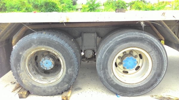 ขาย Nissan UD  2 เพลา พื้นเรียบเครื่องPE6 เครื่องพัง CW30Mรถจดทะเบียน 2527