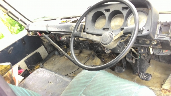 ขาย Nissan UD  2 เพลา พื้นเรียบเครื่องPE6 เครื่องพัง CW30Mรถจดทะเบียน 2527