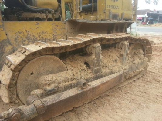 ขายรถแบคโฮ KOMATSU D50A-15 ห้องเลี้ยวน้ำมัน ราคา 300000