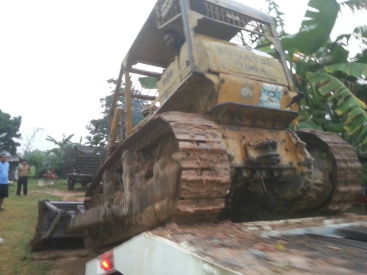 ขายรถแบคโฮ KOMATSU D50A-15 ห้องเลี้ยวน้ำมัน ราคา 300000