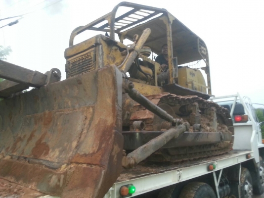 ขายรถแบคโฮ KOMATSU D50A-15 ห้องเลี้ยวน้ำมัน ราคา 300000