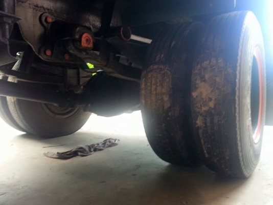 ขายรถอีแต๋น6ล้อดั้ม เครื่องยนต์4BA 85แรง พ.เพาเวอร์ สโลเกียร์7สปีด ยางเรเดียน 825/16 กระบอกดั้มใหญ่ สภาพสวยพร้อมใช้งาน สนใจโทร 090-8588220คุณนะ 093-3258446คุณบิว หรือเข้าดูสินค้าอื่นๆได้ที่ www.truck.in.th/498 หรือเพจFacebook ณรงค์ ซื้อขายรถมือสอง (เว็บไซ