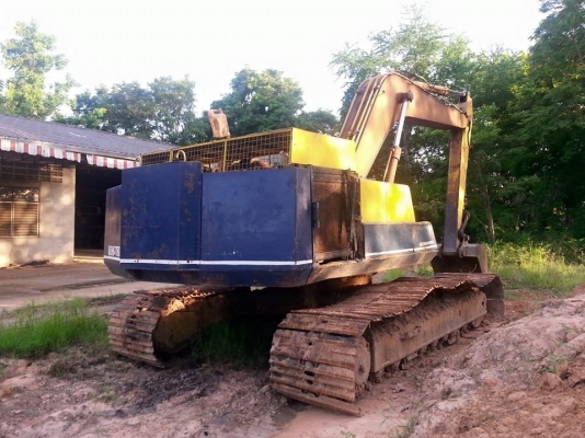 ขายแบคโค KOMATSU PC200-2 เครื่องดี6D17เทอร์โบ เครื่องดี เอวแน่น ทำงานเร็ว สภาพพร้อมใช้งาน สนใจโทร 090-8588220คุณนะ 093-3258446คุณบิว หรือเข้าดูสินค้าอื่นๆได้ที่ www.truck.in.th/498 หรือเพจFacebook ณรงค์ ซื้อขายรถมือสอง (เว็บไซต์ส่วนตัว) หรือFacebook ตลาดร