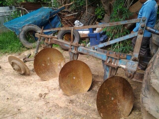 ขาย รถไถFord  T5