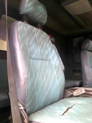 ขายรถ10ล้อพื้นเรียบ ร็อกกี้6BGฝาส้ม แคชซี FVM เทอร์โบอินเตอร์ 195แรง พ.เพาเวอร์ เบรกทิฟฟี่ ภายในสวย แอร์เย็น สภาพพร้อมใช้งาน เอกสารพร้อมโอน สนใจโทร 090-8588220คุณนะ 093-3258446คุณบิว หรือเข้าดูสินค้าอื่นๆได้ที่ www.truck.in.th/498 หรือเพจFacebook ณรงค์ ซื