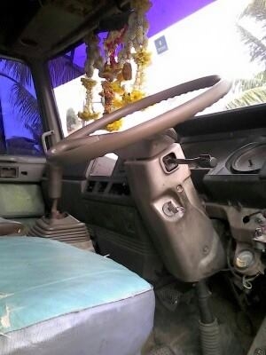 ขายรถ10ล้อพื้นเรียบ ร็อกกี้6BGฝาส้ม แคชซี FVM เทอร์โบอินเตอร์ 195แรง พ.เพาเวอร์ เบรกทิฟฟี่ ภายในสวย แอร์เย็น สภาพพร้อมใช้งาน เอกสารพร้อมโอน สนใจโทร 090-8588220คุณนะ 093-3258446คุณบิว หรือเข้าดูสินค้าอื่นๆได้ที่ www.truck.in.th/498 หรือเพจFacebook ณรงค์ ซื