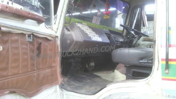 รถบรรทุก 10 ล้อ HINO FM177LA 195 แรงม้า ปีจดทะเบียน 2533 รถบรรทุก 10 ล้อ HINO FM177LA 195 แรงม้า ปีจดทะเบียน 2533