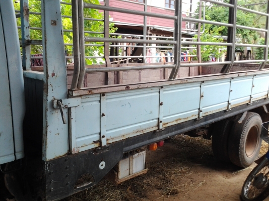 ขายตามสภาพรถหกล้ออีซูซุ110แรงราคา335000บาท ขายตามสภาพรถหกล้ออีซูซุ110แรงราคา335000บาท