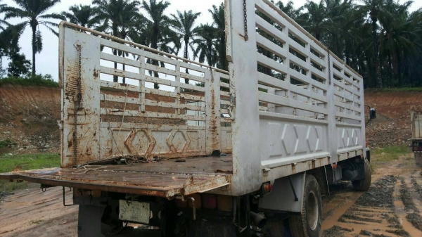 ขายรถบรรทุก 22 ล้อพ่วงแม่ลูกคอกไม่ดัมพ์ HINO FM2P เครื่อง K13C 335 แรงม้า 2 เพลา ลูกพ่วง 3 เพลา ราคา 1250000