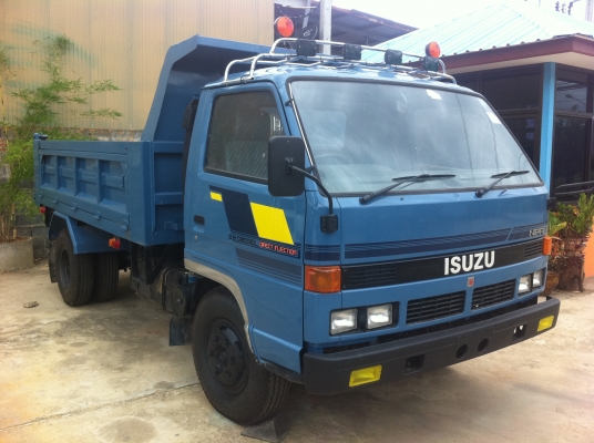 ISUZU NPR 115 ดั้ม ช่วงล่าง F ยางใหม่ 6 เส้น เครื่องดี คัสซีสวย ทะเบียนพร้อมโอน