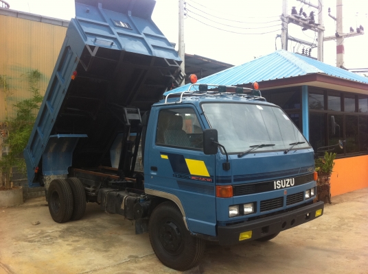 ISUZU NPR 115 ดั้ม ช่วงล่าง F ยางใหม่ 6 เส้น เครื่องดี คัสซีสวย ทะเบียนพร้อมโอน
