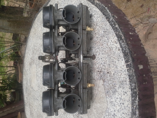 ขายคาบู fzr400 กล่องไฟ fzr400