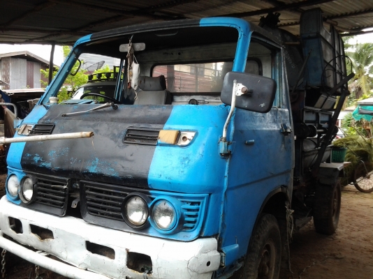 ขายตามสภาพรถนวดข้าว4ล้อกลางเครื่องอีซูซุ74แรงตู้นวดสิงเปลือยจัมโบ