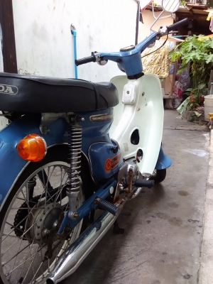 ขาย C70 สภาพสวย เดิม เล่มเขียวทะเบียนพร้อมโอน ปรับราคา 13,500