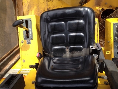 รถบด 10 ตัน Sakai SV510TF  (2 เปลือก) ล้อเรียบหุ้มหนาม สภาพเยี่ยม ชม.ต่ำ รถนอกแท้ๆ  ยังไม่ผ่านการใช้งานในไทย 100\%