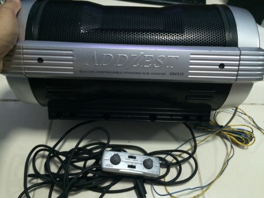 Sub Basuga ADDZEST SRV505 120W มีไฟสีแดงหน้า มีไฟนีออนสีในตัวปรับให้ค้างหรือตามจังหวะเสียงเบส รีโมทมีไฟสีฟ้า Made in Japan สภาพสวย มือ2 ญี่ปุ่น