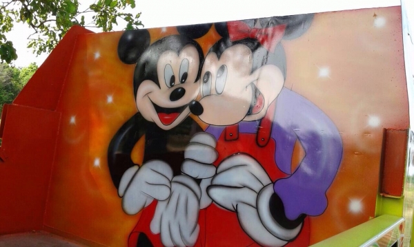 ต้องการขายรถดั้มอีชุชุ 195 แรง สภาพสวยไม่มีที่ติรับรองได้ ไม่มีเล่ม