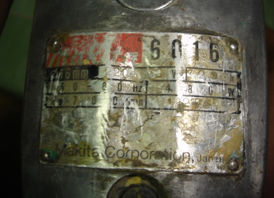 ขายสว่านไฟฟ้าขนาด 5/8 นิ้ว(6หุน) MAKITA รุ่น 6016