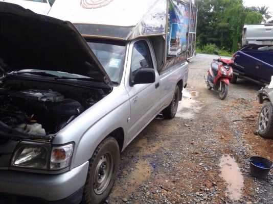 โตโยต้า D4D เครื่อง2500 ตอนเดียวปี03 สีเทา สภาพพร้อมใช้งานไดเลย สมบูรณ์ทุกอย่าง ราคา 135,000฿ โตโยต้า D4D เครื่อง2500 ตอนเดียวปี03 สีเทา สภาพพร้อมใช้งานไดเลย สมบูรณ์ทุกอย่าง ราคา 135,000฿