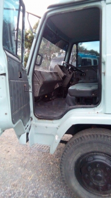 ขายรถ6ล้อตู้แห้ง พร้อมลิฟท้าย4ปลอก