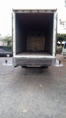 ขายรถ6ล้อตู้แห้ง พร้อมลิฟท้าย4ปลอก