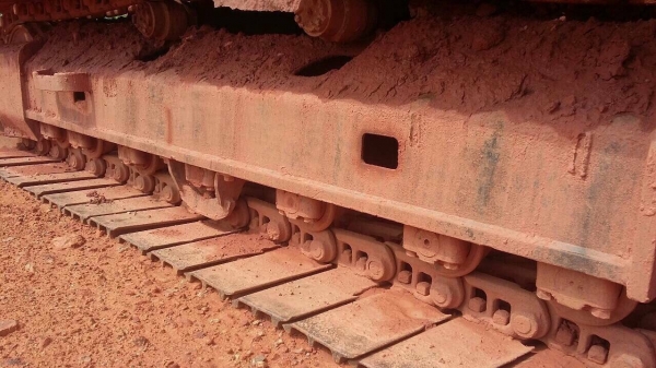 ขายรถแบคโฮ CATERPILLAR 320B พร้อมใช้งาน สนใจโทร 081-970-1072