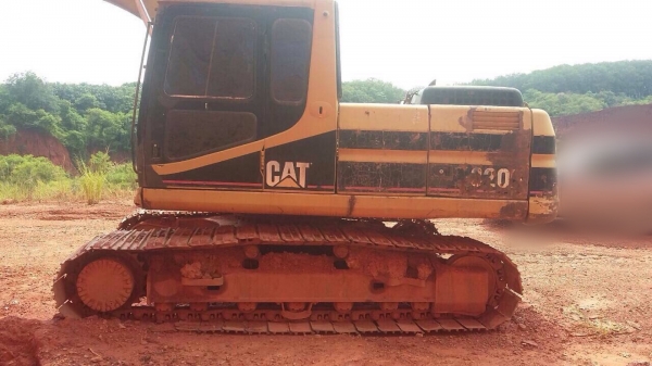 ขายรถแบคโฮ CATERPILLAR 320B พร้อมใช้งาน สนใจโทร 081-970-1072