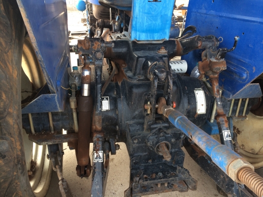 ขายรถไถฟอร์ด6600เพิ่งใช้ในไทย3ปี