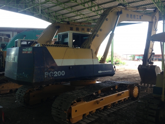 ขาย KOMATSU PC200-5 สภาพสวยเดิมๆคอนโทรนสั้นครับ สนใจติดต่อโดยตรง 081-4283210