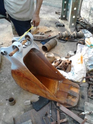 ขายบุ้งกี๋ขุดท่อ มือสองจากญี่ปุ่น