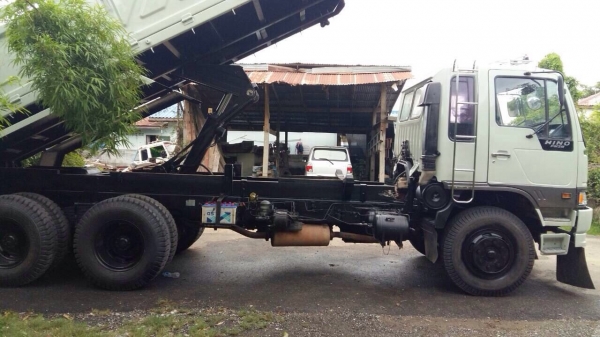 สิบล้อ ฮีโน้ FM3M 240 ดั้ม 2เพา สภาพนางฟ้าสวยกริบพร้อมใช้งาน ทะเบียนพร้อมโอน สิบล้อ ฮีโน้ FM3M 240 ดั้ม 2เพา สภาพนางฟ้าสวยกริบพร้อมใช้งาน ทะเบียนพร้อมโอน