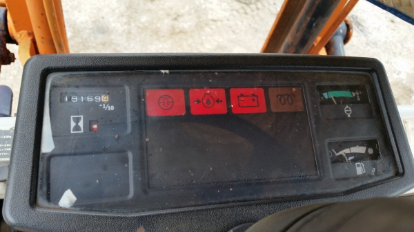 ขายด่วนรถยก TOYOTA ดีเซล5FDยก2.0ตันเสาสูง3เมตรยางตันหน้าหลังรถนอกนำเข้ายังไม่เคยใช้งานในเมืองไทยเลย=รุ่นใหม่ขายถูกๆๆ