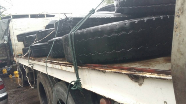 สิบล้อ อีซูชุ JCM195 เพาเดียว พื้นเรียบ พิฟฟี พาเวอร์ สภาพดีพร้อมใช้ ทะเบียนพร้อมโอน สิบล้อ อีซูชุ JCM195 เพาเดียว พื้นเรียบ พิฟฟี พาเวอร์ สภาพดีพร้อมใช้ ทะเบียนพร้อมโอน