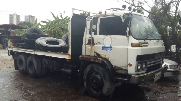 สิบล้อ อีซูชุ JCM195 เพาเดียว พื้นเรียบ พิฟฟี พาเวอร์ สภาพดีพร้อมใช้ ทะเบียนพร้อมโอน สิบล้อ อีซูชุ JCM195 เพาเดียว พื้นเรียบ พิฟฟี พาเวอร์ สภาพดีพร้อมใช้ ทะเบียนพร้อมโอน